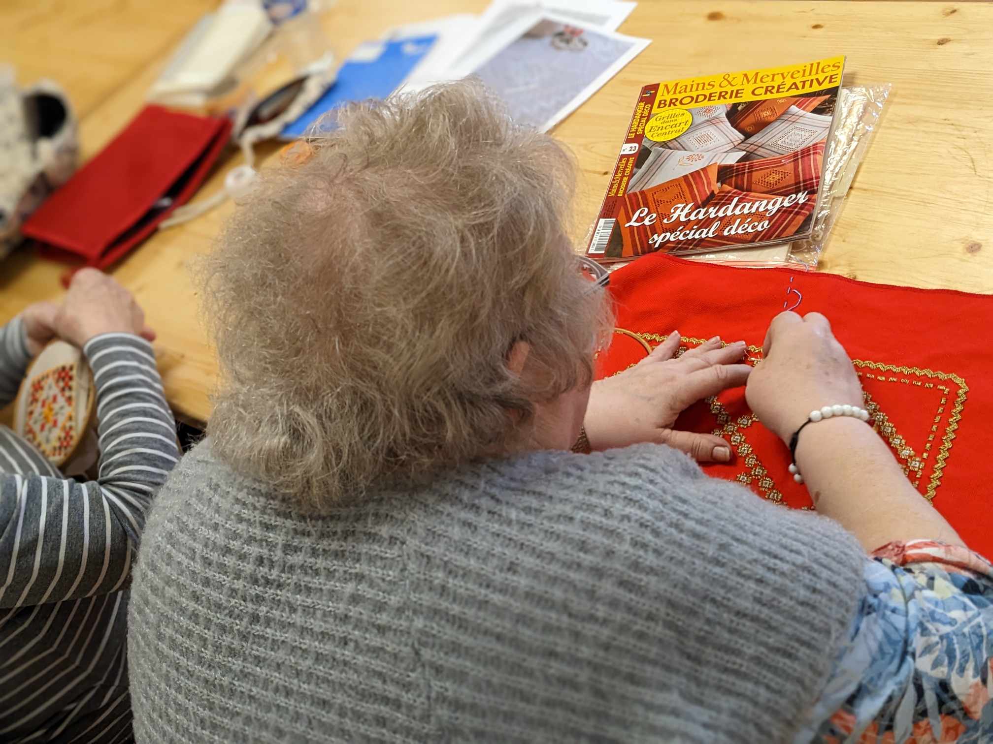 <div>Atelier Broderie avec Janique</div>